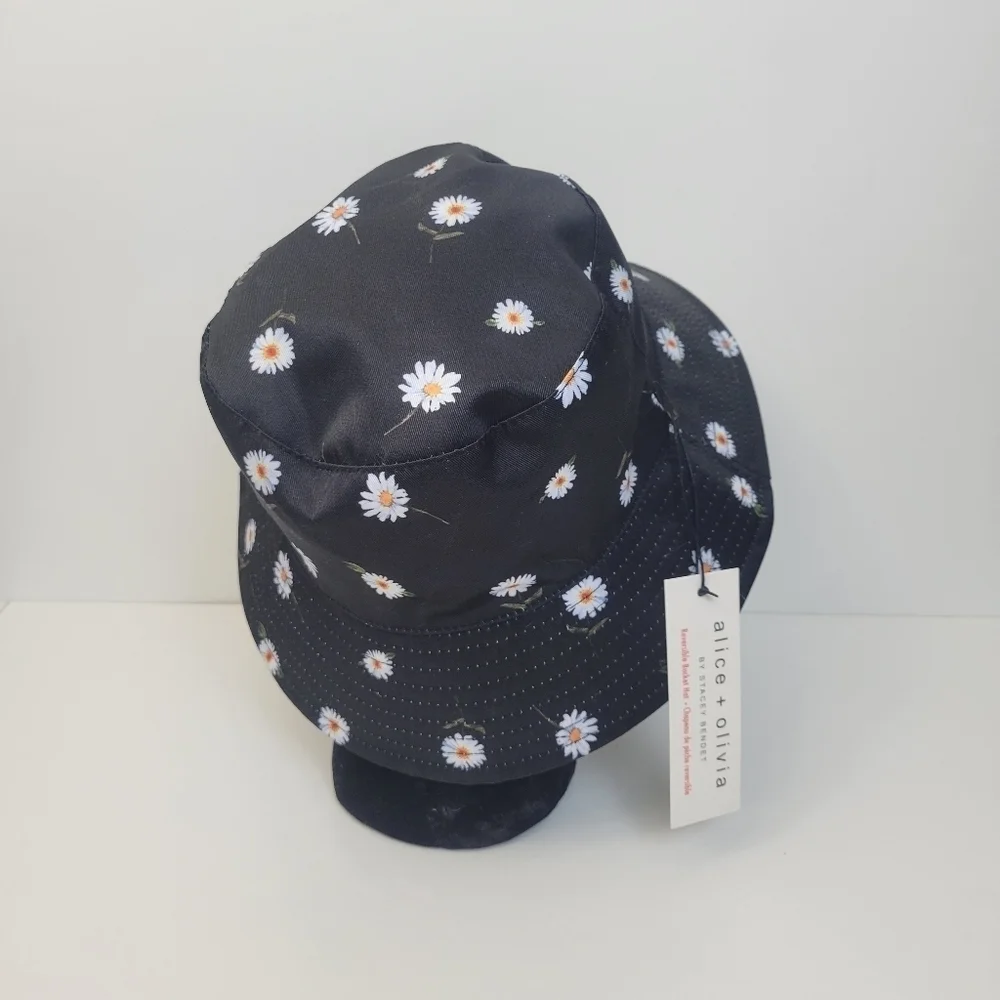 Alice+Olivia bucket hat j hope